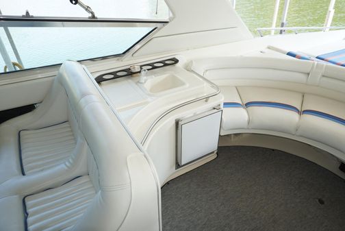 Sea-ray 380-SUN-SPORT image