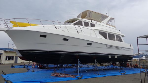 McKinna 48 Pilothouse 