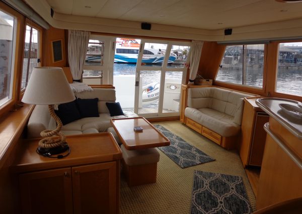 Mckinna 48-PILOTHOUSE image