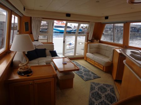 Mckinna 48-PILOTHOUSE image