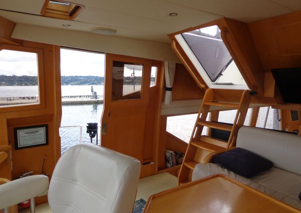 Mckinna 48-PILOTHOUSE image