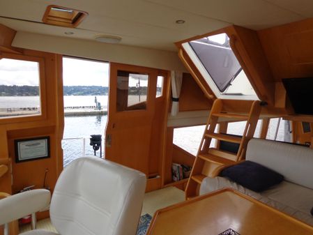 Mckinna 48-PILOTHOUSE image