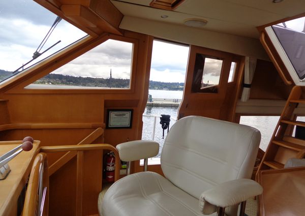 Mckinna 48-PILOTHOUSE image