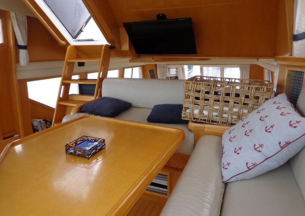 Mckinna 48-PILOTHOUSE image