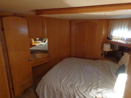 Mckinna 48-PILOTHOUSE image