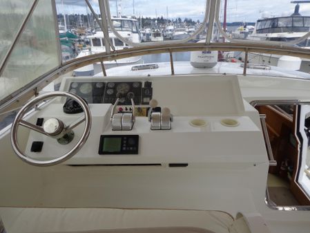 Mckinna 48-PILOTHOUSE image