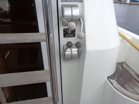 Mckinna 48-PILOTHOUSE image