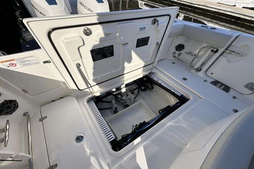 Boston Whaler 330 Outrage image