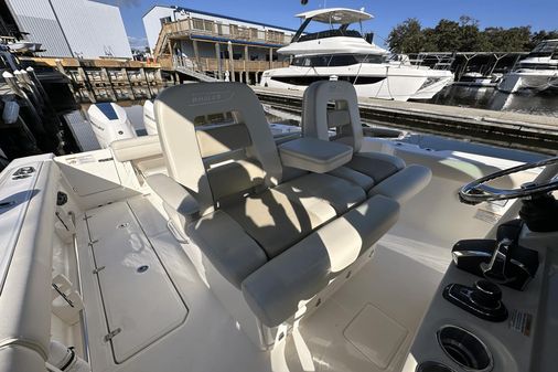 Boston Whaler 330 Outrage image