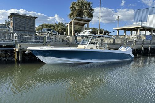 Boston Whaler 330 Outrage image