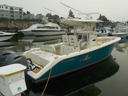 Cobia 277 Center Console image