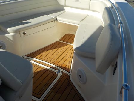 Cobia 277 Center Console image