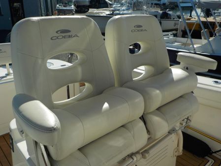 Cobia 277 Center Console image