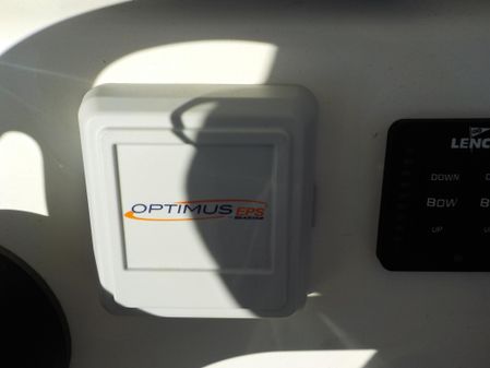 Cobia 277 Center Console image