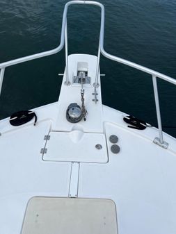 Luhrs 32 Open image