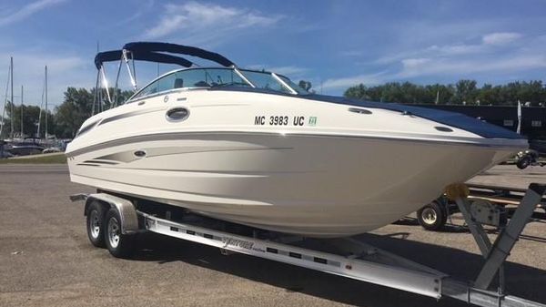 Sea Ray 260 Sundeck