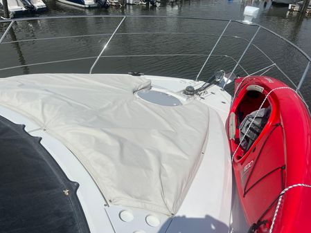 Carver 430 Cockpit Motor Yacht image