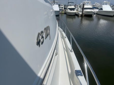 Carver 430 Cockpit Motor Yacht image