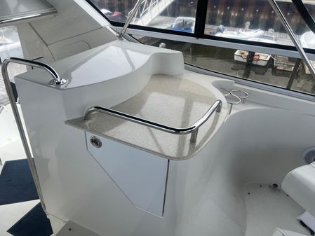 Carver 430 Cockpit Motor Yacht image