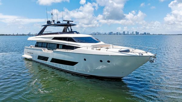 Ferretti Yachts 850 image