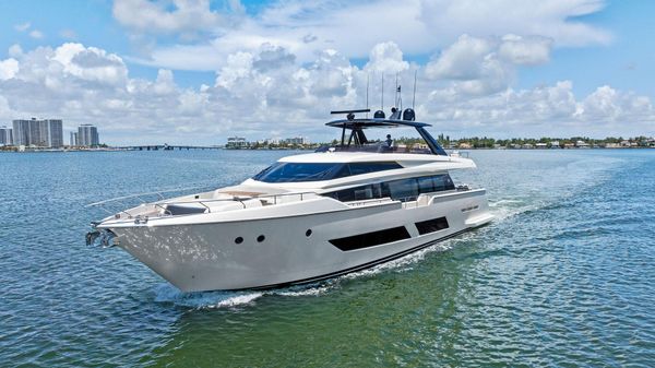 Ferretti Yachts 850 image