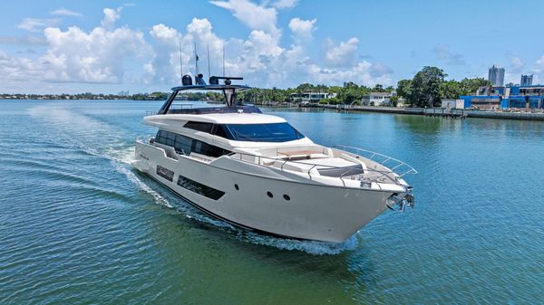 Ferretti Yachts 850 image