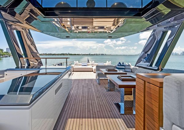 Ferretti Yachts 850 image