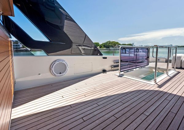 Ferretti Yachts 850 image