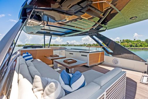 Ferretti Yachts 850 image