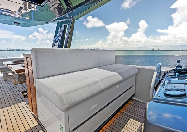 Ferretti Yachts 850 image