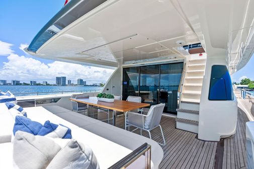 Ferretti Yachts 850 image