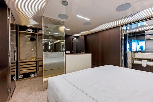 Ferretti Yachts 850 image