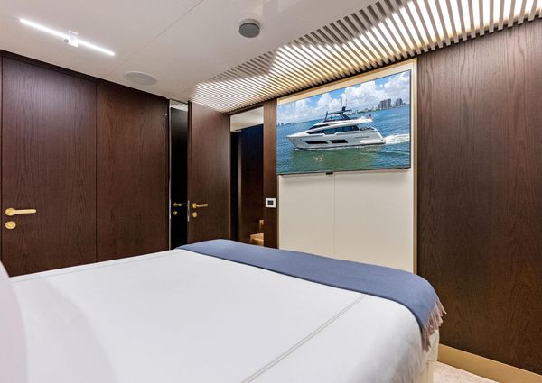 Ferretti Yachts 850 image