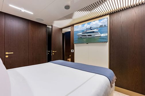 Ferretti Yachts 850 image