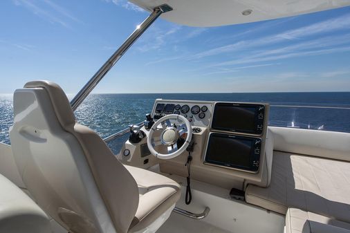 Azimut 64 image