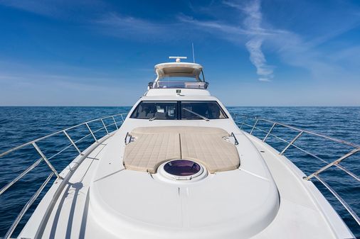 Azimut 64 image