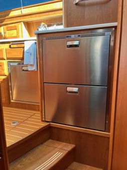 Sabre 45 Salon Express image