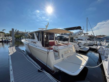 Sabre 45 Salon Express image