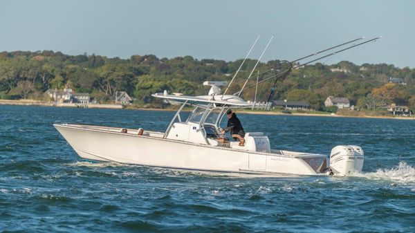 Valhalla Boatworks V-33