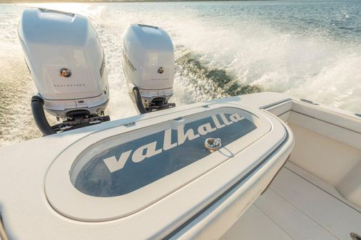 Valhalla Boatworks V-33 image