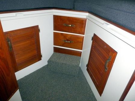 Tollycraft 40 image