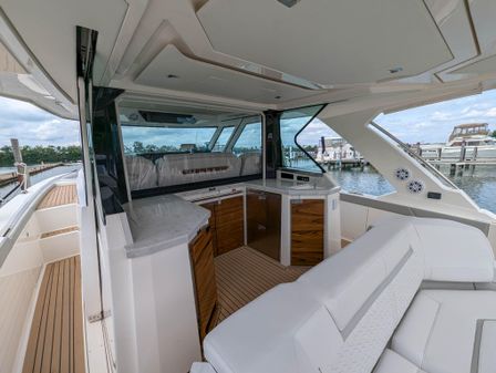 Tiara-yachts 48-LS image