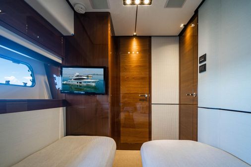 Princess Yachts Y75 Motor Yacht image