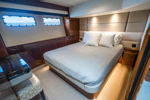 Princess Yachts Y75 Motor Yacht image