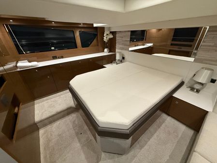 Cruisers Yachts 50 Cantius image