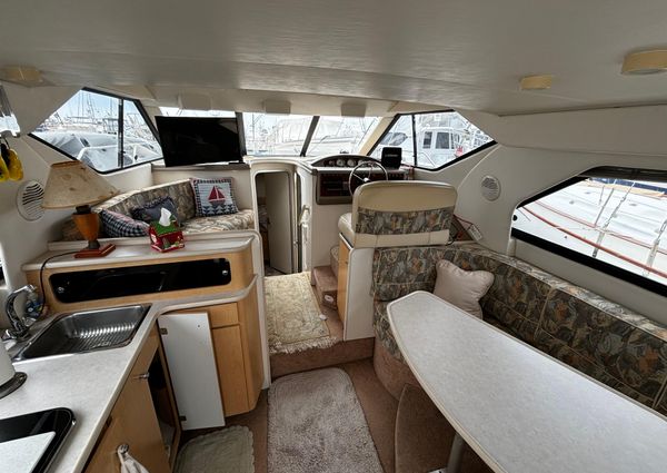 Bayliner 3258-AVANTI-COMMAND-BRIDGE image