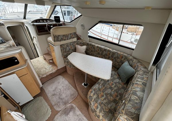 Bayliner 3258-AVANTI-COMMAND-BRIDGE image