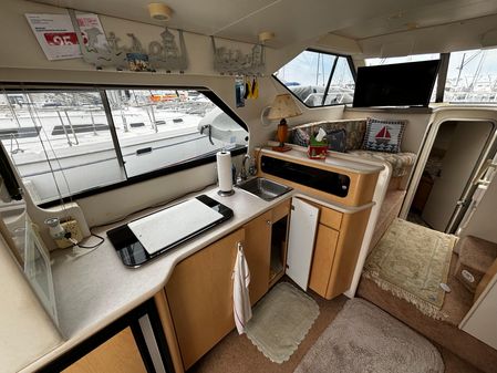 Bayliner 3258-AVANTI-COMMAND-BRIDGE image