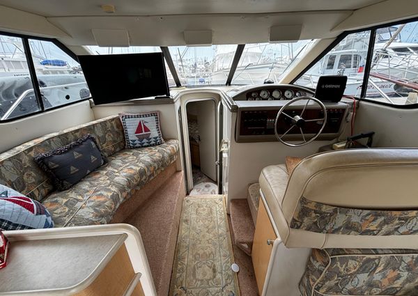 Bayliner 3258-AVANTI-COMMAND-BRIDGE image