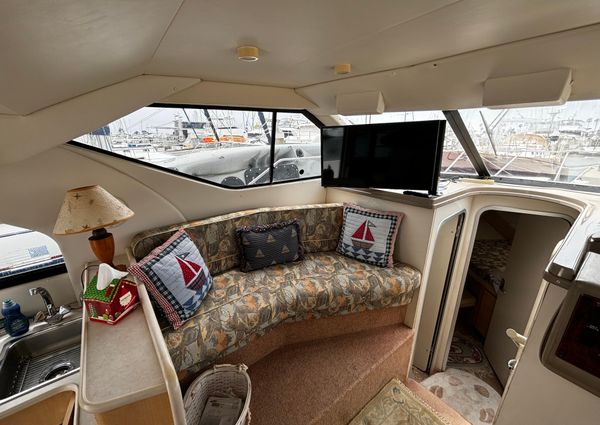 Bayliner 3258-AVANTI-COMMAND-BRIDGE image